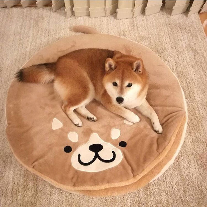 Round plush pet mat, cozy cat & dog nap spot – alternate view