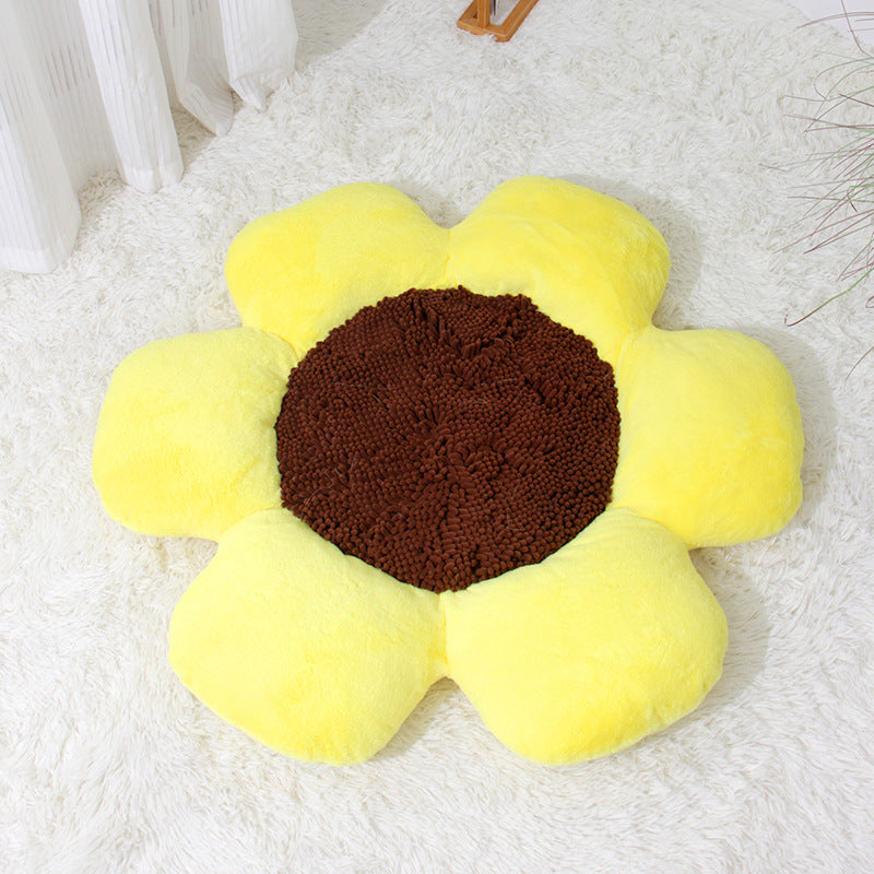 Round flower cat nest, warm plush all seasons – alternate view