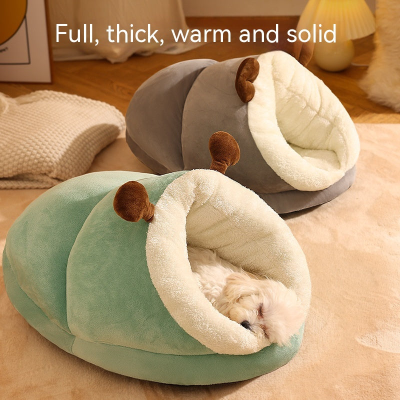 Winter pet slipper bed, cozy small nest – alternate view