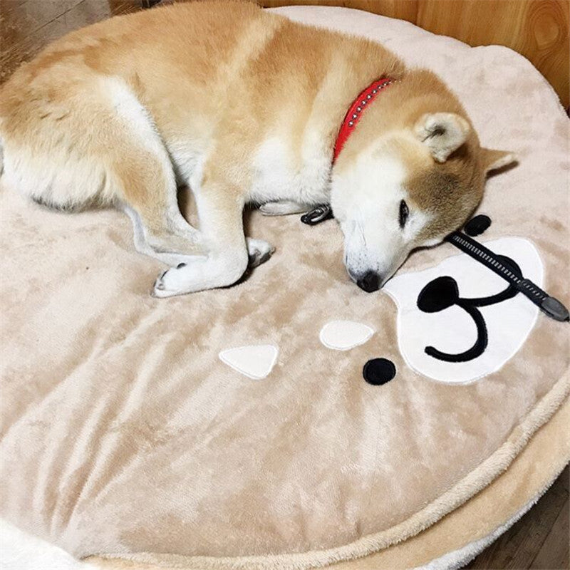 Round plush pet mat, cozy cat & dog nap spot – alternate view