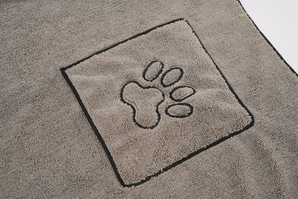 Microfiber pet towel, absorbent bath towel – alternate view