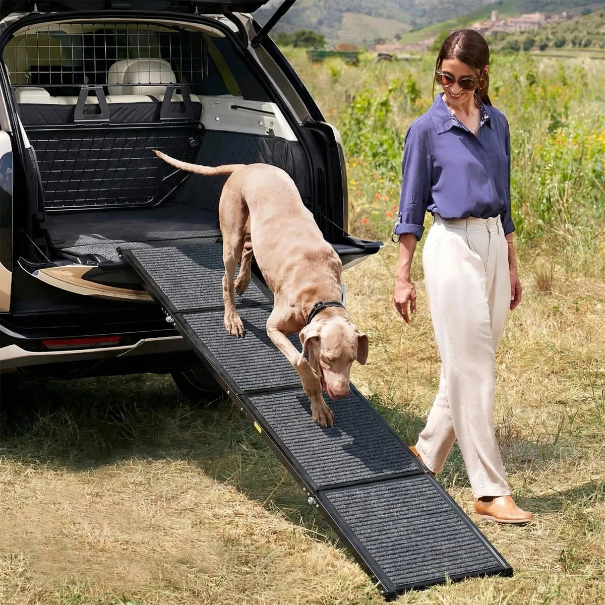 Folding dog car ramp, non-slip, 71in – alternate view
