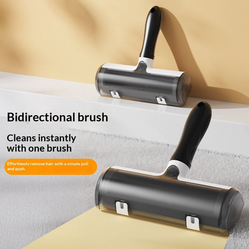 Self-cleaning T-shaped roller brush for dogs and cats
