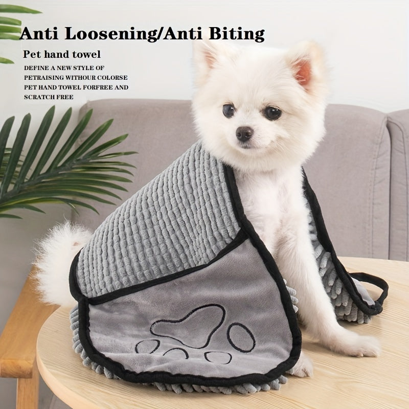 Microfiber dog towel, hand pockets, fast dry – alternate view
