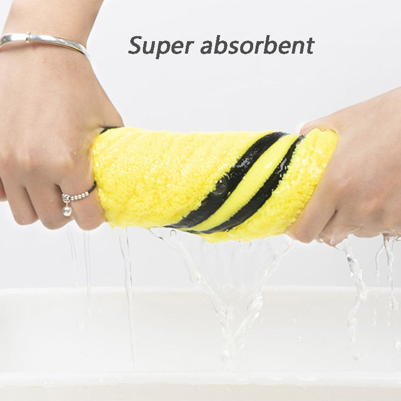 Microfiber dog & cat towel, quick-drying – alternate view