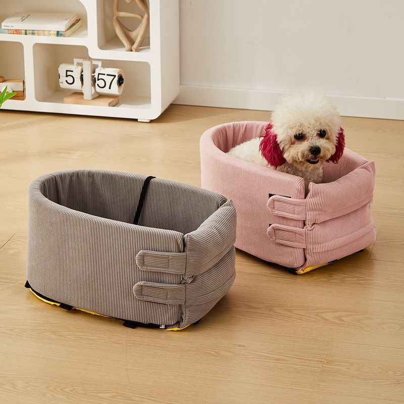 Small dog & cat car safety seat – alternate view